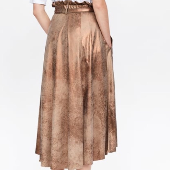 Zara Dresses & Skirts - Zara metallic effect faded skirt💥size Medium